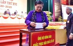 PCT Quốc hội gửi lời chia buồn đến các gia đình có người mất do bão lụt