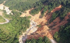 Cận cảnh những điểm sạt lở đường Hồ Chí Minh nhánh Tây nhìn từ trên cao