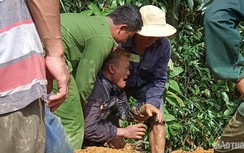 Tiếng khóc tê tái núi rừng sau sạt lở đất ở Trà Leng