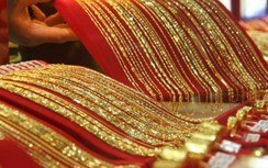 Giá vàng hôm nay 4/11: Bất ngờ "hạ nhiệt"