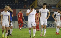 HAGL tột cùng thất vọng, vì sao bầu Đức vẫn chưa dùng "bàn tay sắt"?