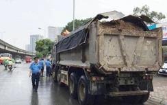 Hà Nội: 1 tháng phạt gần 60 xe rơi vãi vật liệu tại "điểm nóng" Nam Từ Liêm