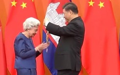 Video: Trung Quốc trao Huy chương Hữu nghị cho Thái hậu Campuchia