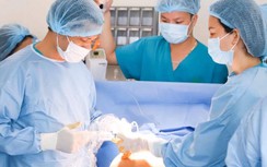 Truyền ối cứu hàng chục thai nhi từ trong bụng mẹ