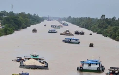 Hai tuyến kênh phía Nam cấm tàu thuyền lưu thông dài ngày