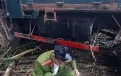 Hai phụ nữ tử vong vì bị xe tải chở keo mất phanh trôi về phía sau đè trúng