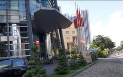 Khởi tố nguyên Phó chánh Văn phòng Thành ủy TP.HCM cùng 11 bị can