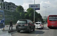 Phanh gấp khi đang đổ dốc cầu Bãi Cháy gây tai nạn liên hoàn giữa 4 ô tô