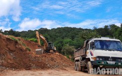 Đắk Nông: Xe hết niên hạn, vô tư chở đất "có ngọn" tung hoành trên QL28