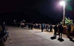 Bắc Giang: Nam thợ mỏ loạng choạng tay lái đâm vào bãi gỗ tử vong