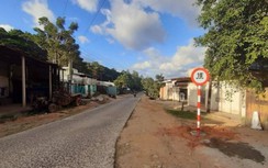 Vụ CSGT huyện "ngó lơ" xe quá tải ở Gia Lai: Lắp biển báo hạn chế tải trọng