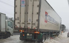 Nỗ lực thông tuyến QL1 qua Cam Ranh và Cam Lâm do mưa ngập