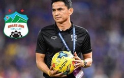 Sếp HAGL báo tin cực vui về HLV Kiatisak