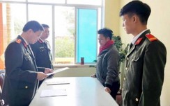 Bị xử phạt vi phạm giao thông bèn lên mạng "dọa bắn" trưởng công an xã