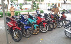 Nhóm “quái xế” bỏ chạy tán loạn khi bị CSGT vây bắt: Xử lý 18 xe “độ”