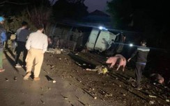 Xe tải chở lợn đâm 2 bố con tử vong, QL3 đang ách tắc cục bộ