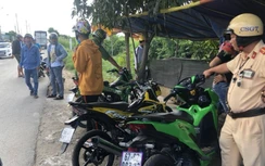 Cài người vào nhóm kín, công an giải tán hàng chục vụ “quái xế" đua xe