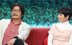 Vợ trẻ của Công Ninh tố chồng mê điện thoại hơn mê vợ