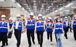 Bí thư TP.HCM tham quan tuyến metro số 1 ngay sau bế mạc họp HĐND