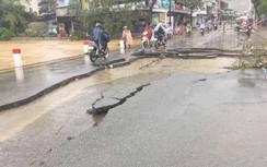 Nhiều tuyến đường tại Huế hư hỏng, xuống cấp sau mưa lũ