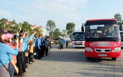 "Đêm 30 lao động vẫn ở bến xe thì lãnh đạo lấy xe cá nhân chở về đón Tết"