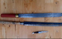 Bắt nhóm mang mã tấu, bắt người, đòi nợ thuê