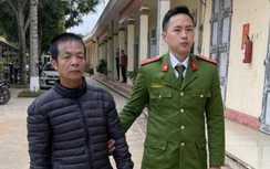 Cho vay lãi suất "cắt cổ" tới 200% còn hành hung con nợ