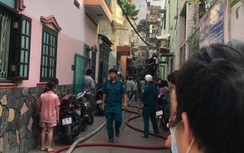 Cháy nhà kinh doanh đồ thờ cúng trong hẻm ở TP.HCM, một phụ nữ tử vong