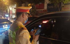 Giật mình nữ tài xế Camry say ngất ngưởng trong đêm giao thừa giữa Thủ đô