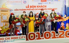 TP.HCM đón những vị khách đầu tiên xông đất năm mới 2021