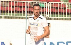 Hai "cây sào" sẽ giúp HLV Kiatisak giải bài toán hóc búa ở HAGL?