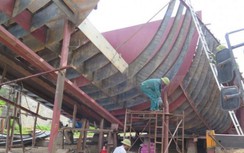 Phương tiện thủy nội địa tăng nhanh, tàu biển xu hướng giảm