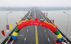 Cầu Thăng Long sửa xong, lại lo xe quá tải