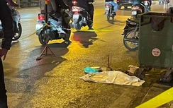 Xác minh vụ thai nhi cạnh thùng rác bị xe cán trên đường Lê Duẩn