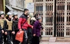 Bắt "bà trùm" 75 tuổi với nhiều tiền án, tiền sự cầm đầu tụ điểm ma túy