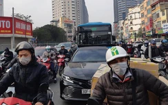 Hà Nội: Chưa Tết đường đã tắc khắp nơi