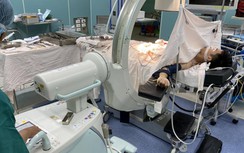 Ngoạn mục cứu sống người đàn ông Bình Dương ăn gần 1kg dị vật kim loại