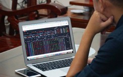 Nhà đầu tư lao đao vì “chơi” chứng khoán theo phong trào