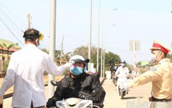 CSGT Đắk Nông làm gì khiến những người về quê đón Tết bất ngờ, cảm động?