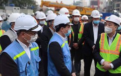 Chủ tịch Chu Ngọc Anh thị sát đường sắt Nhổn - Ga Hà Nội ngày giáp Tết