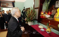 Tổng Bí thư, Chủ tịch nước dâng hương tưởng niệm Chủ tịch Hồ Chí Minh