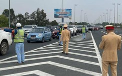 Tăng đột biến phương tiện trên đường vành đai 3 và cao tốc ngày mùng 2 Tết