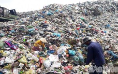 Bãi rác Tân Tạo quá tải, bốc mùi hôi thối khủng khiếp, dân than trời