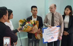 Tài xế cứu bé gái rơi từ tầng 12 từ chối nhận học bổng 350 triệu đồng