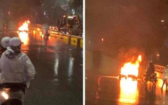 Triệu tập chủ xe ô tô bỏ chạy sau va chạm khiến xe máy Liberty bốc cháy