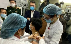 Có tai biến cũng không làm lung lay chiến dịch tiêm vaccine Covid-19 từ 8/3