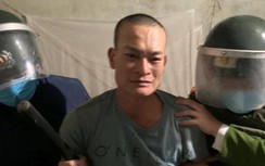 Tạm giữ đối tượng uống rượu say đánh bạn và đốt xe ô tô