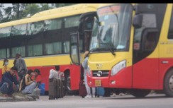 "Hô biến" xe tuyến cố định vào miền Tây lại chạy trung chuyển A Lưới - Huế