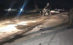Sĩ quan Ukraine say rượu lái xe Volkswagen đâm vào máy bay chiến đấu MiG-29