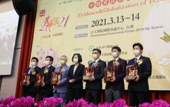 Thuốc hỗ trợ điều trị COVID-19 từ lá cây của Đài Loan "gây bão" tại châu Âu